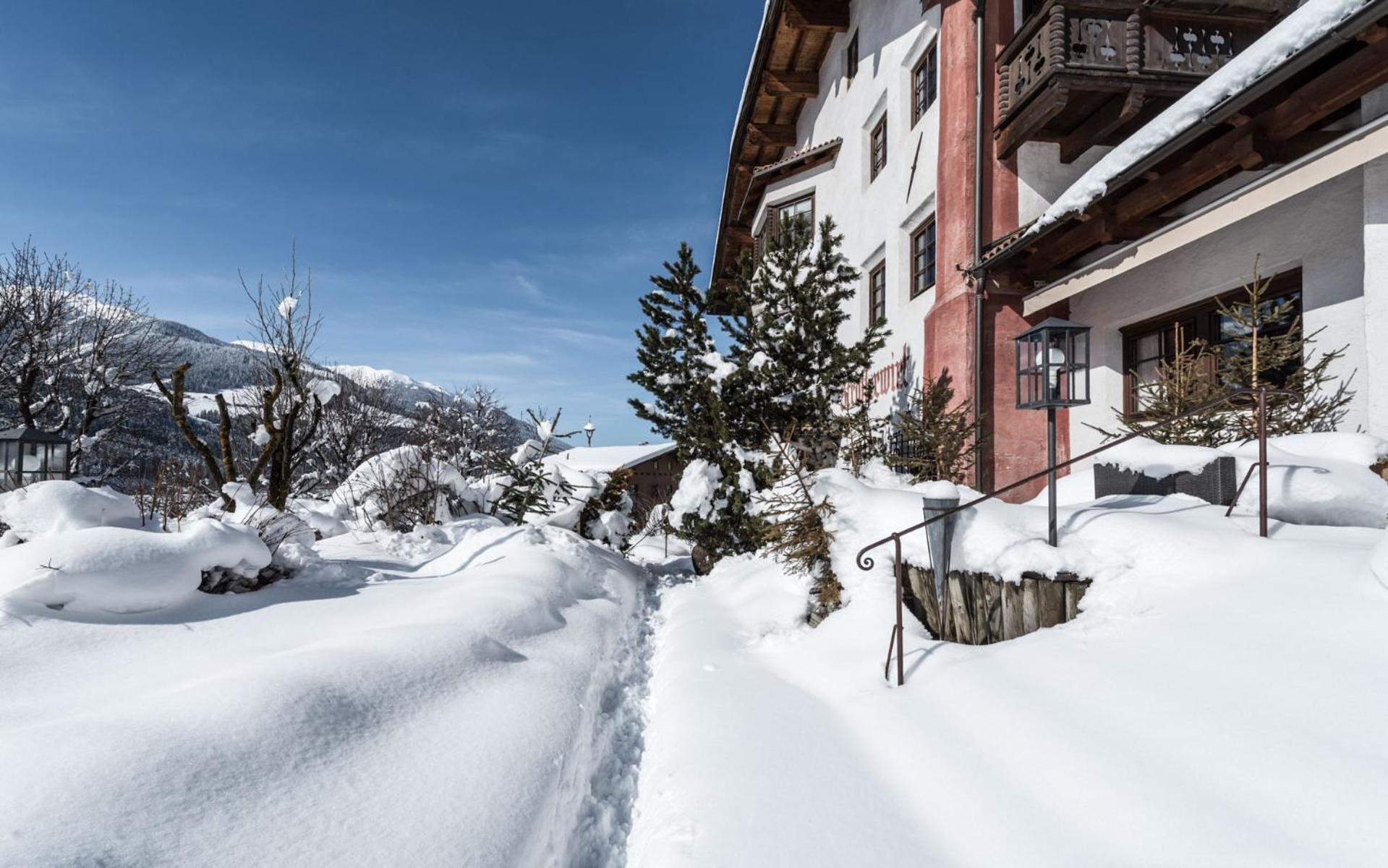Strasserwirt - Ansitz Zu Tirol Strassen Buitenkant foto